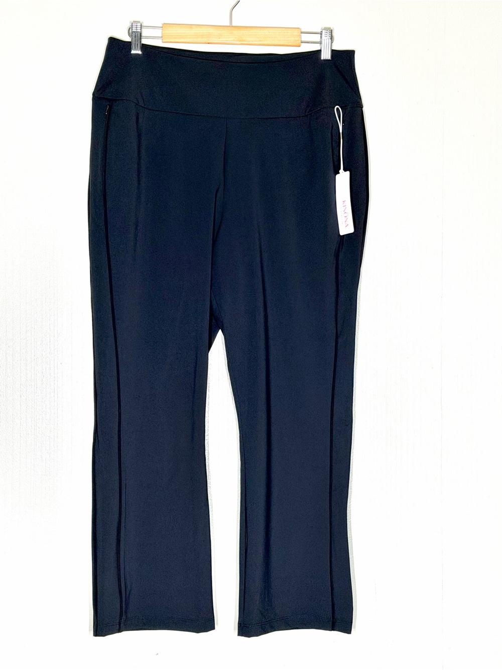 Kinona golf and life Black Pull-On Straight Leg Golf Pants for women Sz L NWT